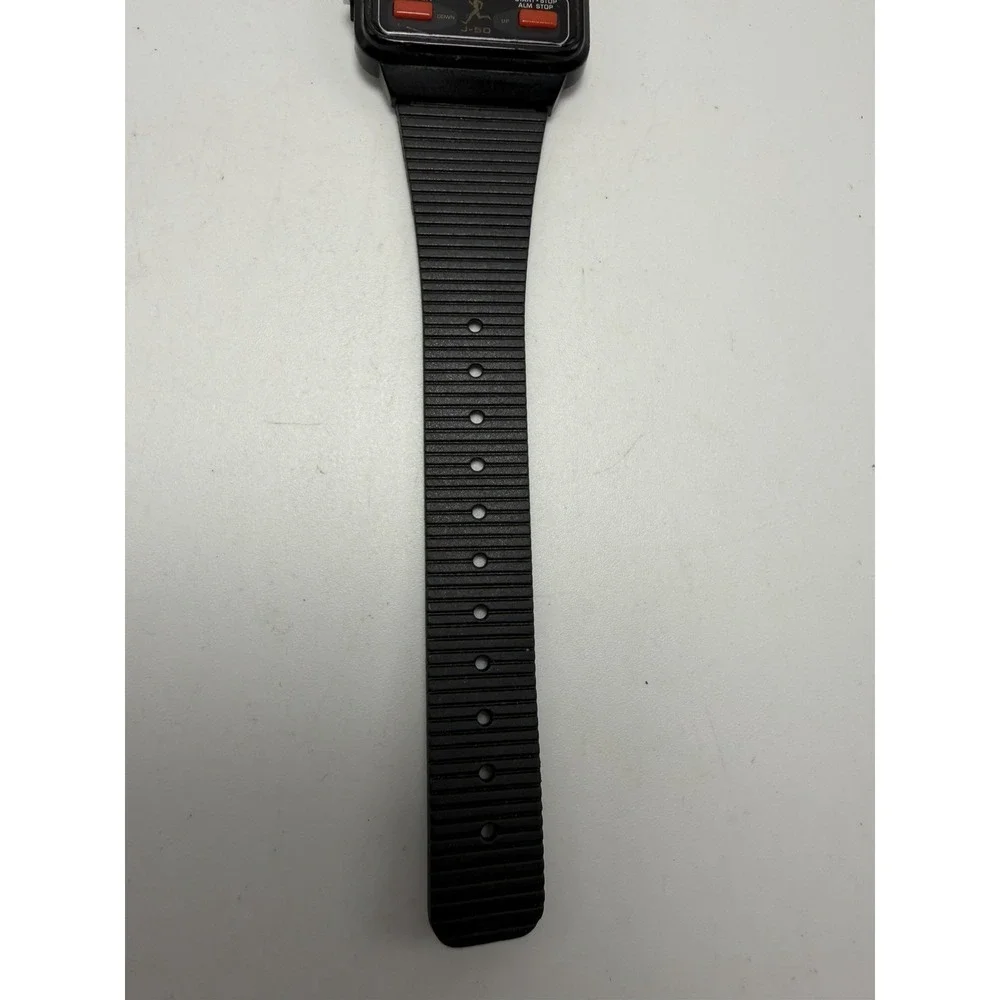 Casio J-50 New Battery Pace Runner Jogging Mens Watch Mod 208 33MM 8